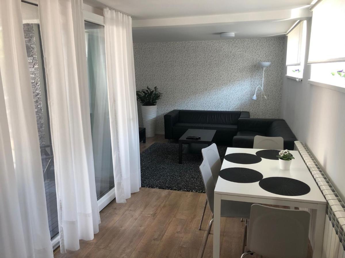 Apartman V Centre Michaloviec Михаловце Экстерьер фото