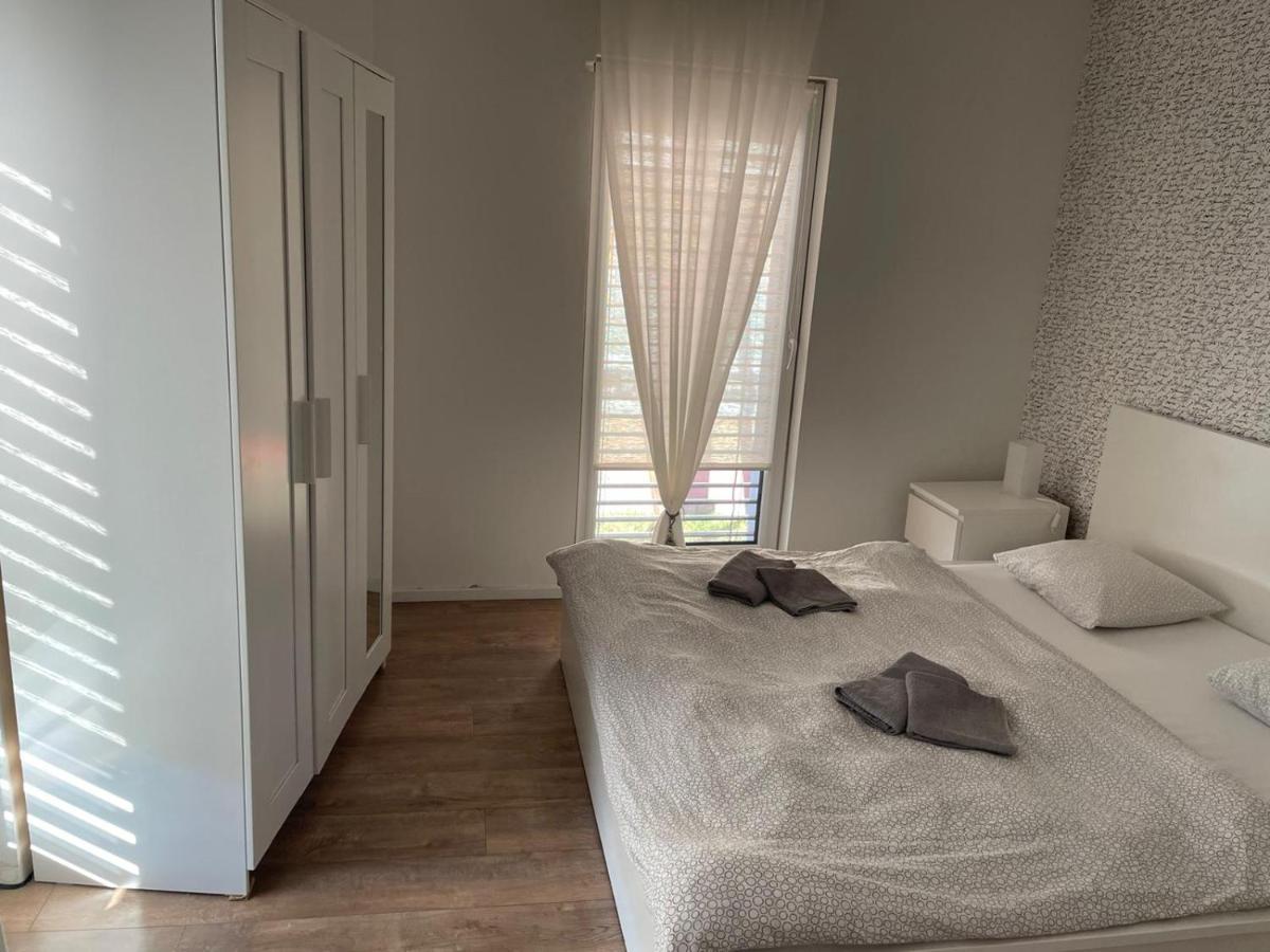 Apartman V Centre Michaloviec Михаловце Экстерьер фото