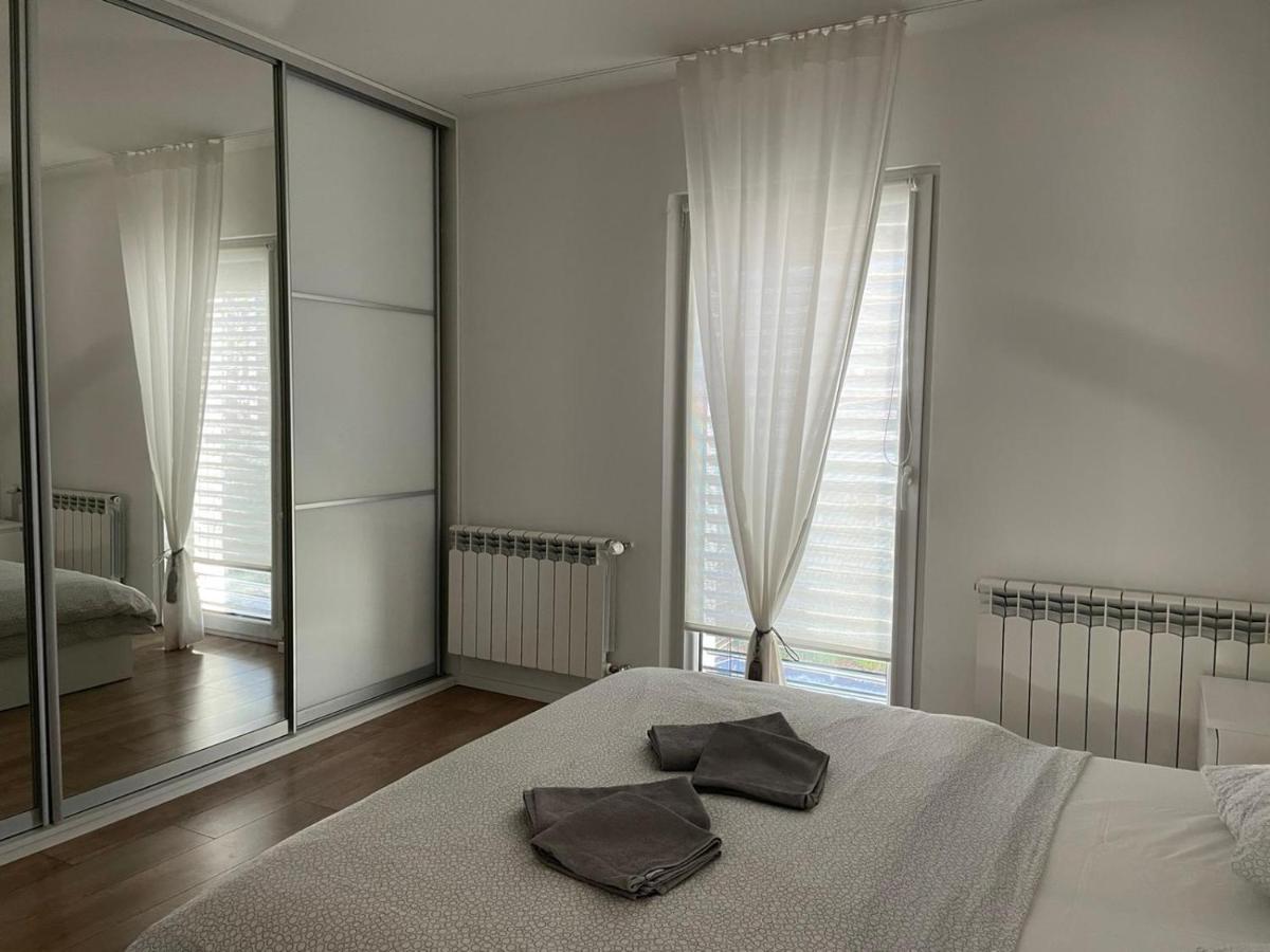 Apartman V Centre Michaloviec Михаловце Экстерьер фото