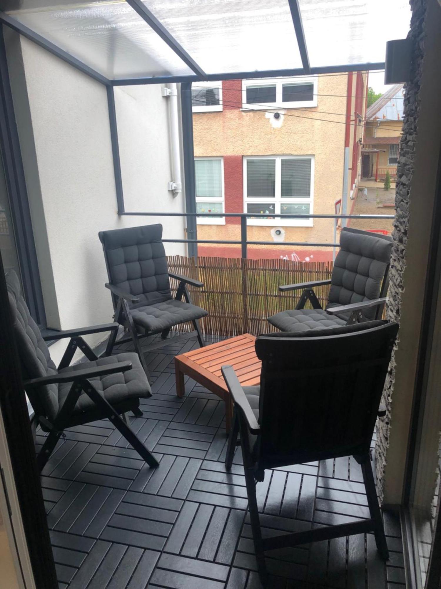 Apartman V Centre Michaloviec Михаловце Экстерьер фото